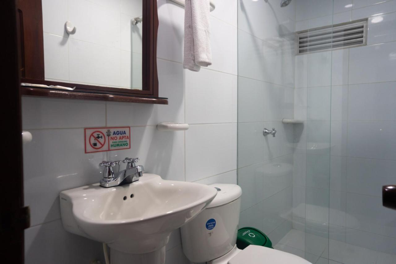 Hotel Exelsior Cúcuta Екстериор снимка