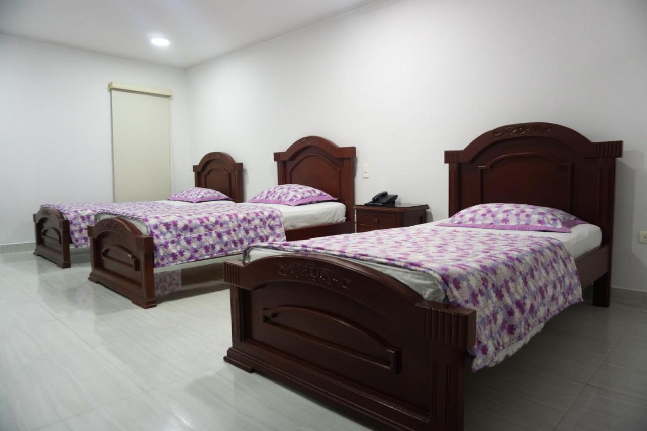 Hotel Exelsior Cúcuta Екстериор снимка