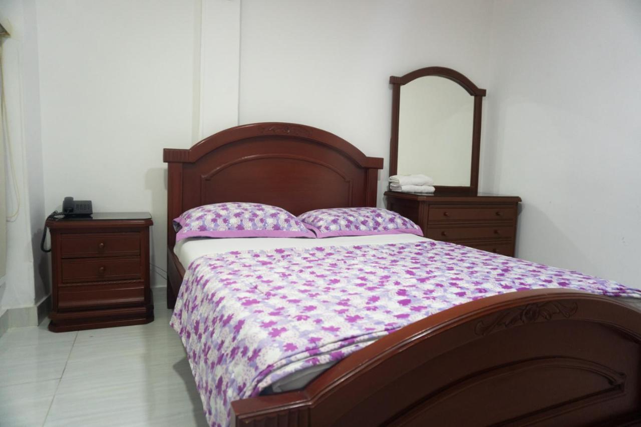 Hotel Exelsior Cúcuta Екстериор снимка