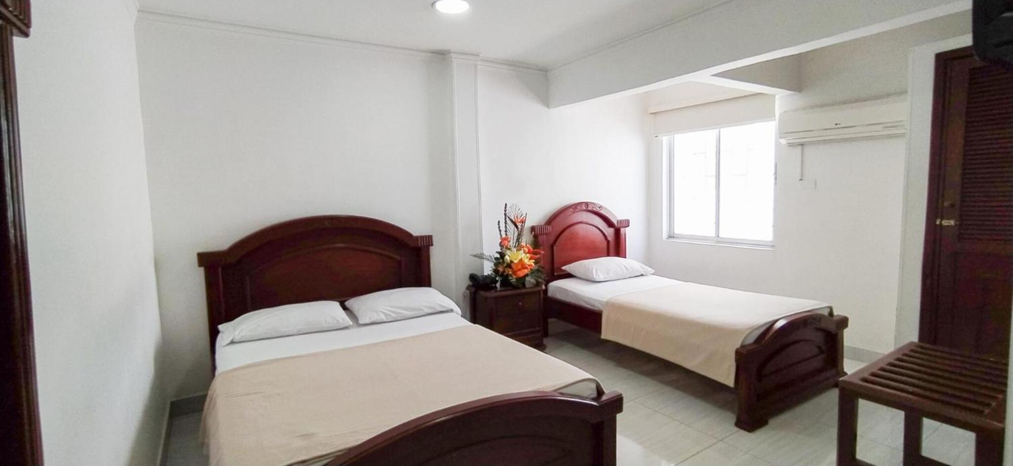 Hotel Exelsior Cúcuta Екстериор снимка