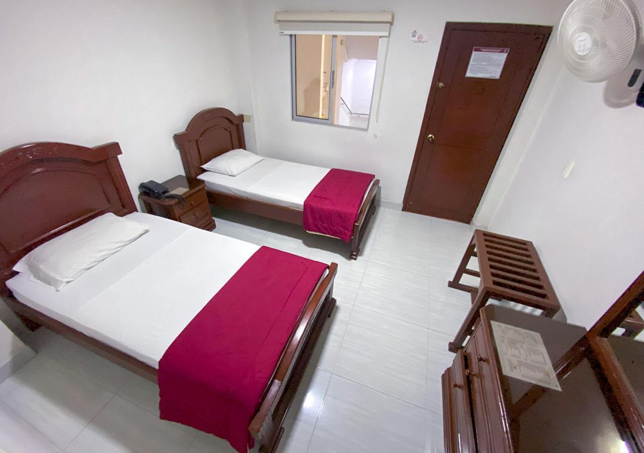 Hotel Exelsior Cúcuta Екстериор снимка