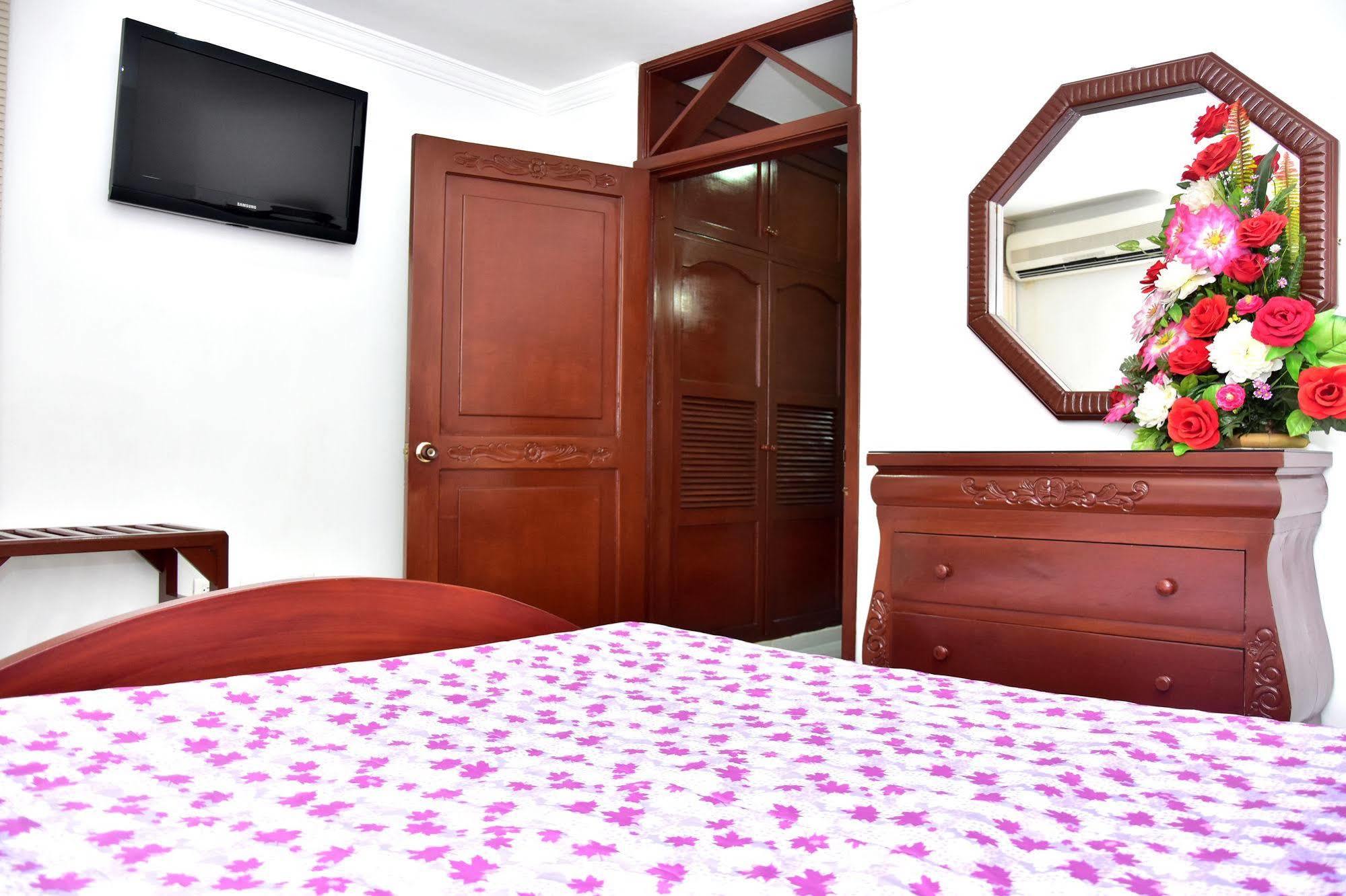 Hotel Exelsior Cúcuta Екстериор снимка