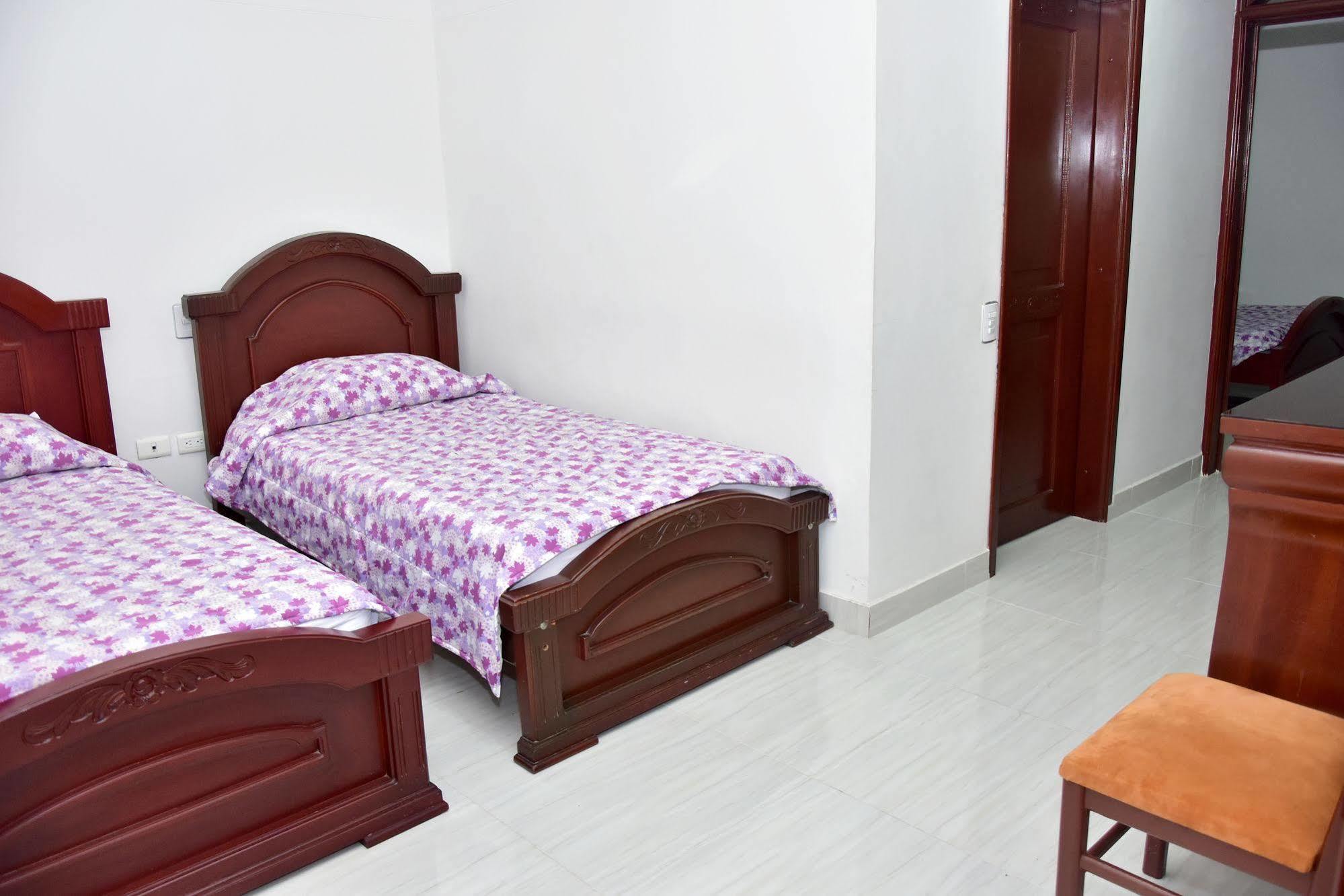 Hotel Exelsior Cúcuta Екстериор снимка